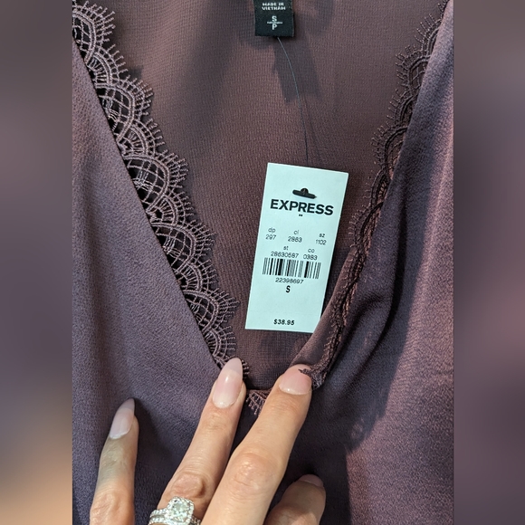 Express top - Picture 3 of 3